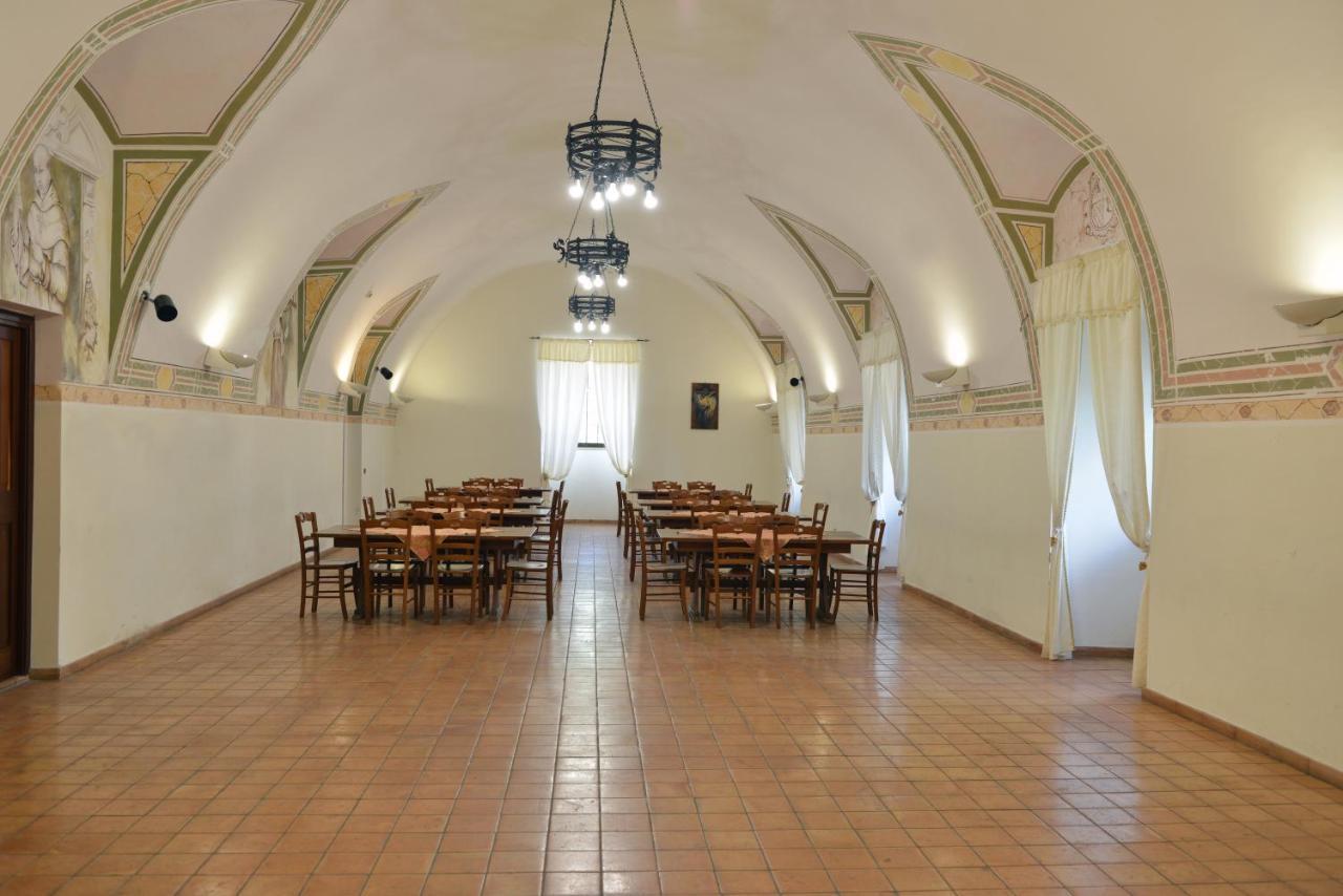 Отель Convento Di Stignano Rignano Garganico Экстерьер фото