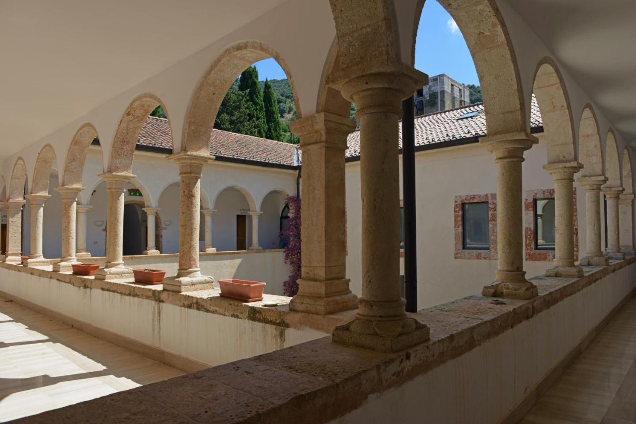 Отель Convento Di Stignano Rignano Garganico Экстерьер фото