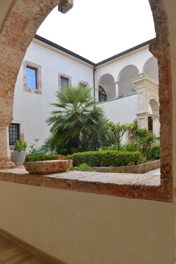 Отель Convento Di Stignano Rignano Garganico Экстерьер фото