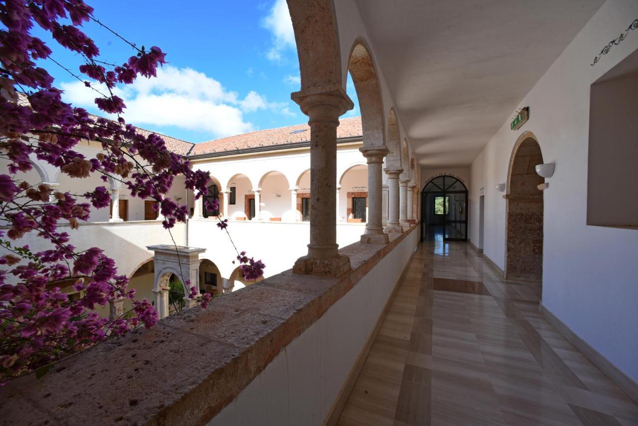 Отель Convento Di Stignano Rignano Garganico Экстерьер фото