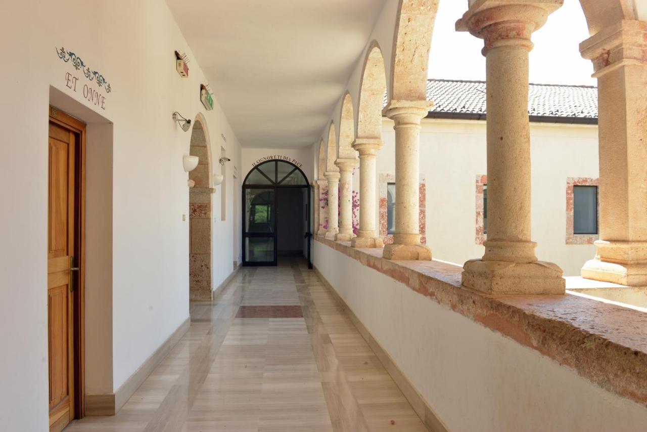 Отель Convento Di Stignano Rignano Garganico Экстерьер фото