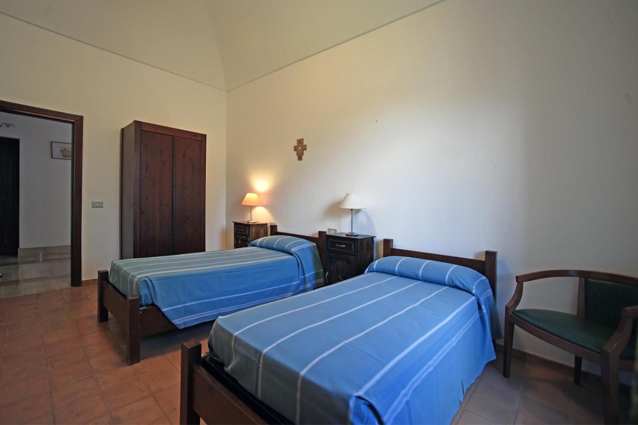 Отель Convento Di Stignano Rignano Garganico Экстерьер фото