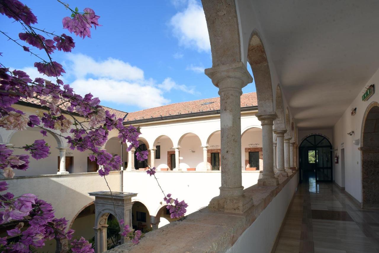 Отель Convento Di Stignano Rignano Garganico Экстерьер фото