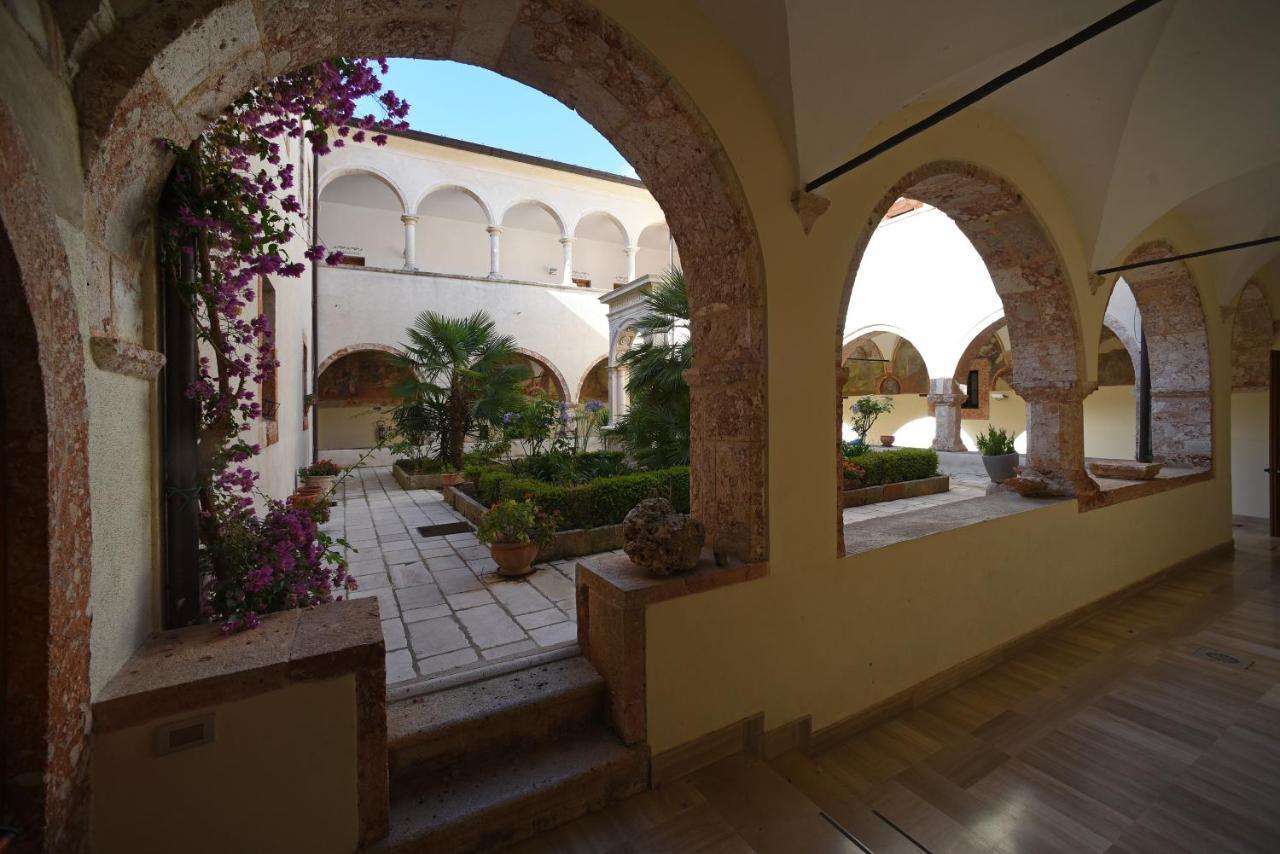 Отель Convento Di Stignano Rignano Garganico Экстерьер фото