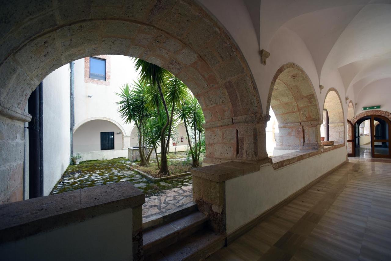 Отель Convento Di Stignano Rignano Garganico Экстерьер фото