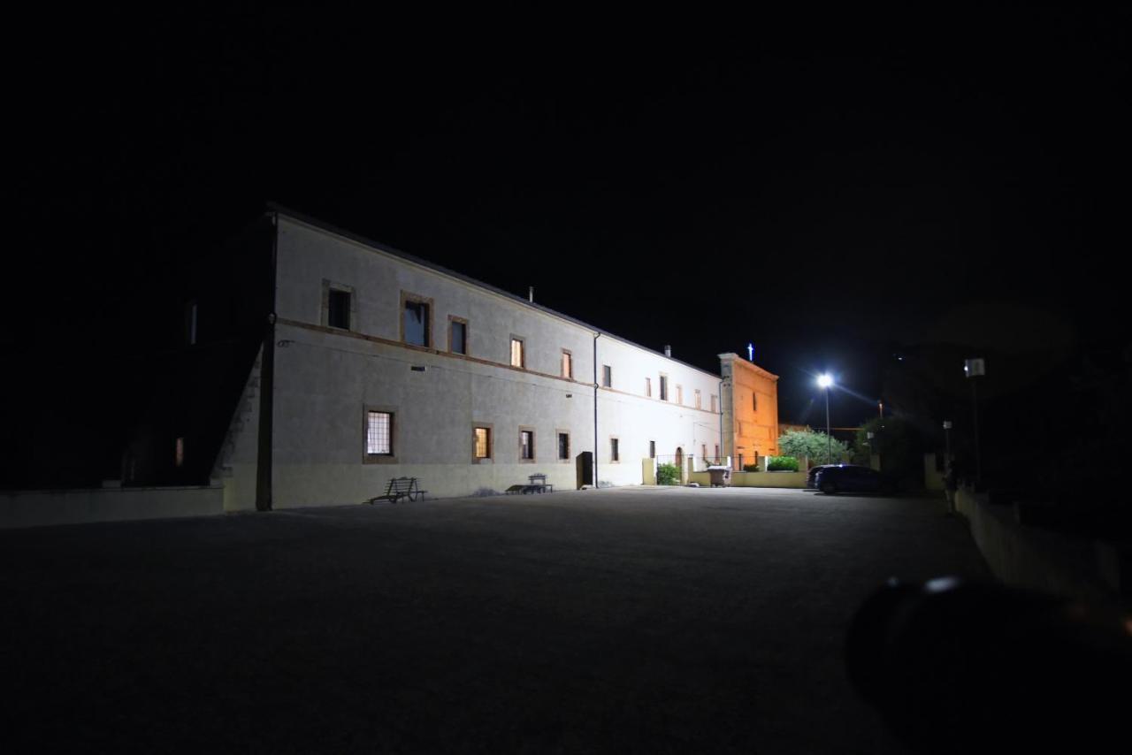 Отель Convento Di Stignano Rignano Garganico Экстерьер фото